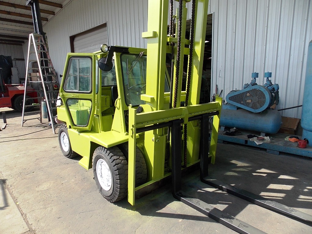 Clark 15000 dual pneaumatic tire forklift