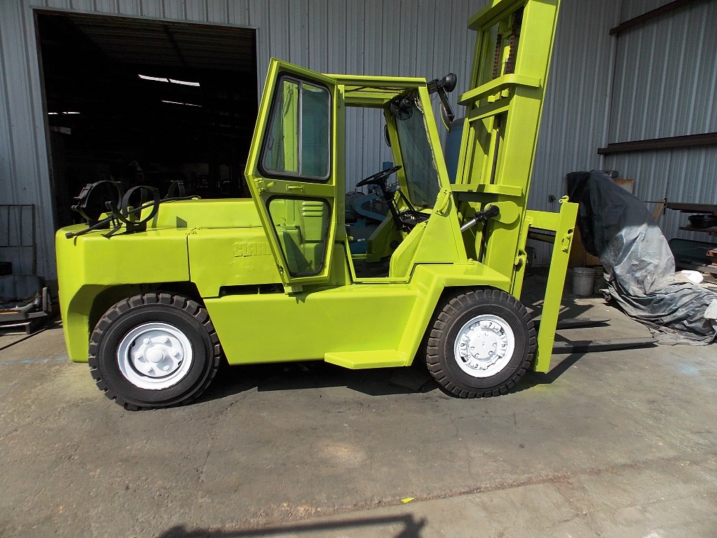 Clark 15000 dual pneaumatic tire forklift